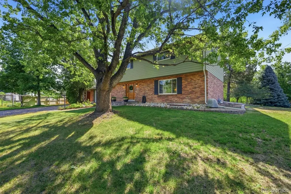 1186 E Davies Court Centennial CO 80122