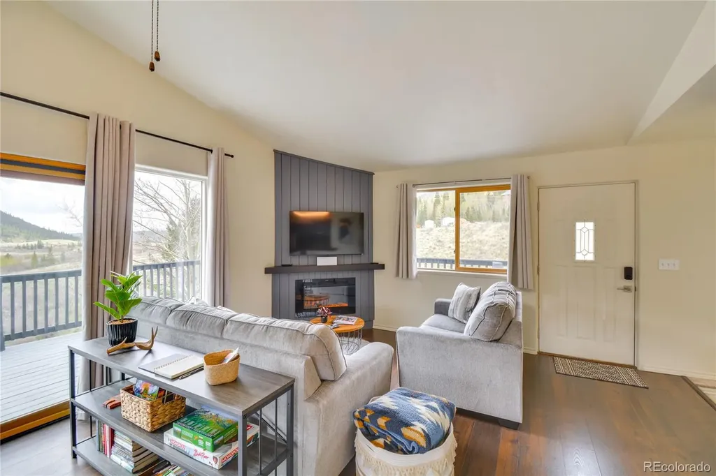 141 Quartzville Road Alma CO 80420