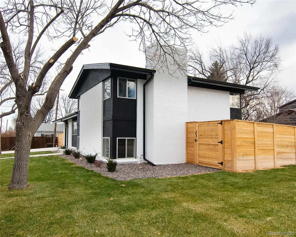 12362 W 60th Place Arvada CO 80004