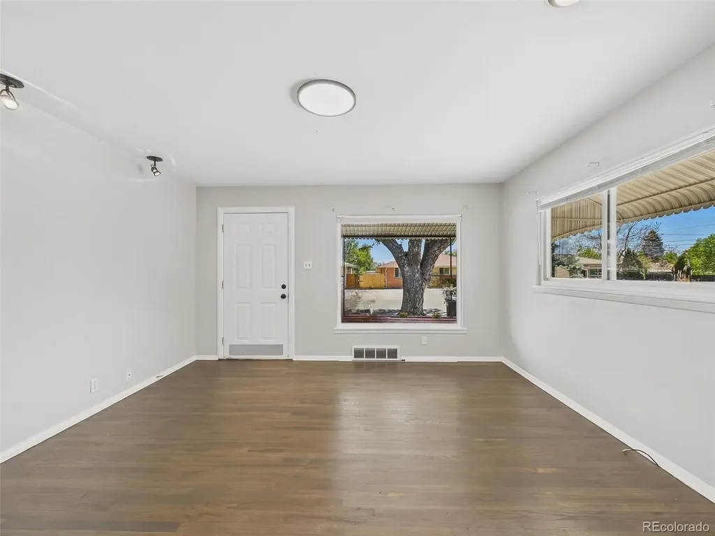 1081 S Knox Court Denver CO 80219