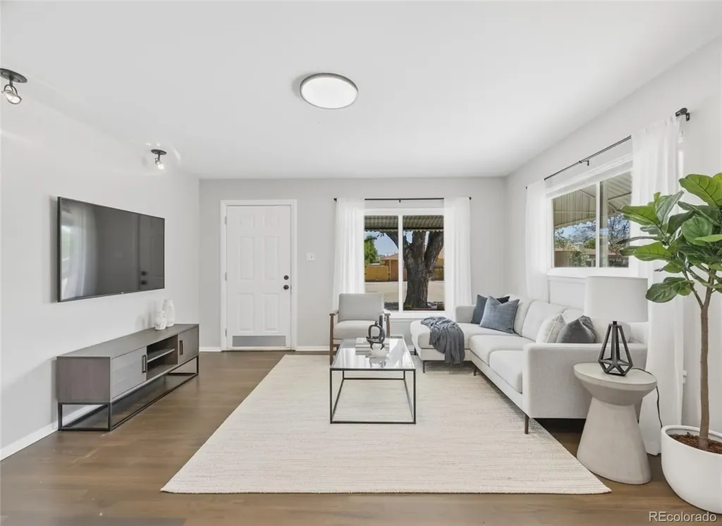 1081 S Knox Court Denver CO 80219