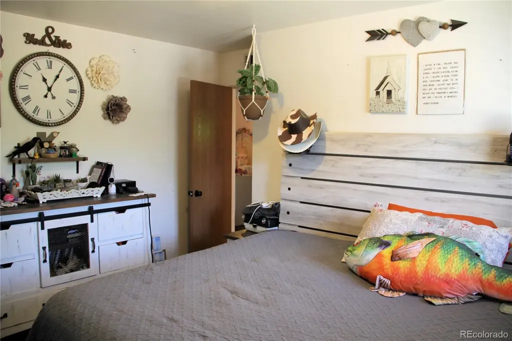 8980 Hickory Place Denver CO 80229