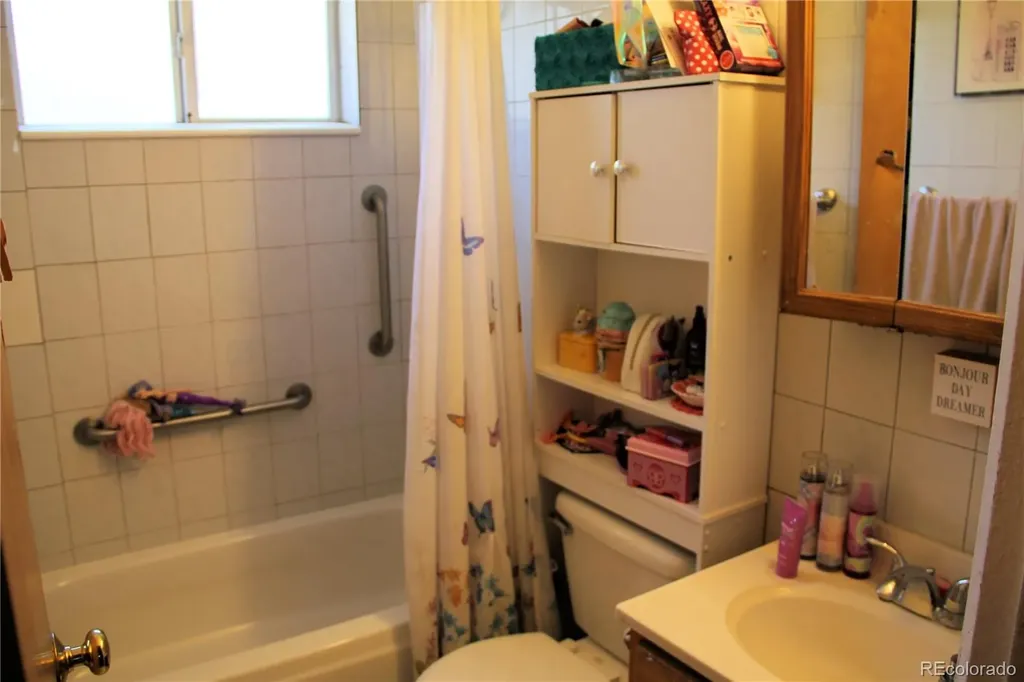 8980 Hickory Place Denver CO 80229