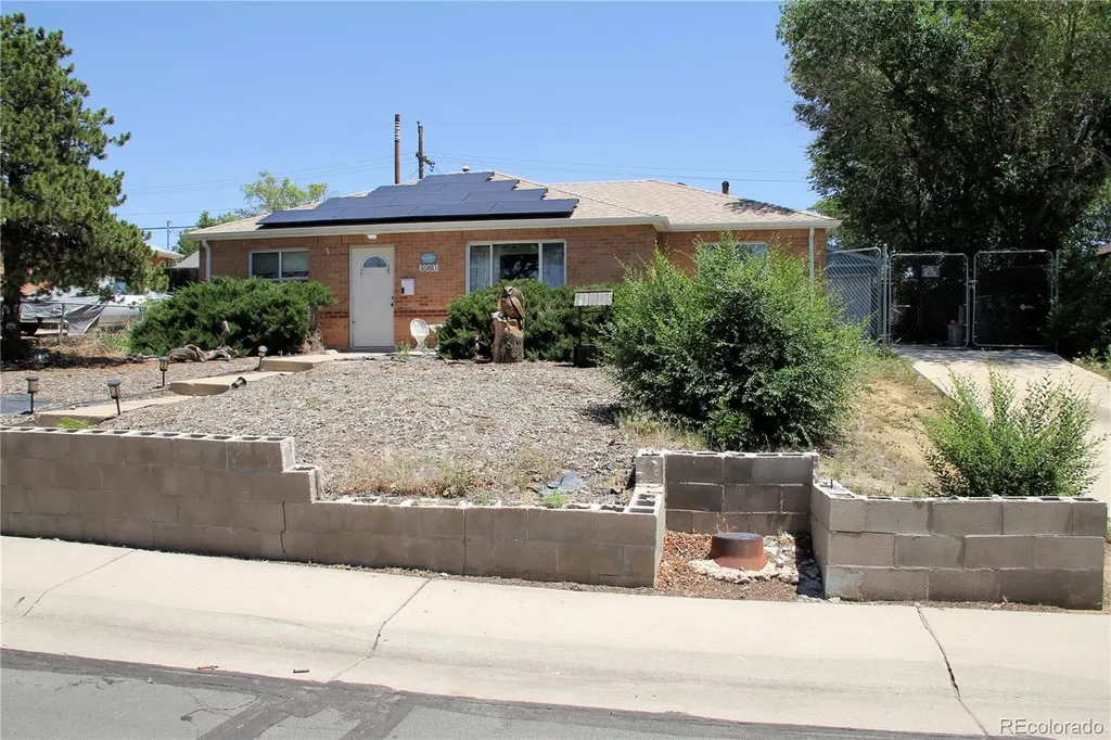 8980 Hickory Place Denver CO 80229