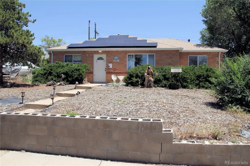 8980 Hickory Place Denver CO 80229