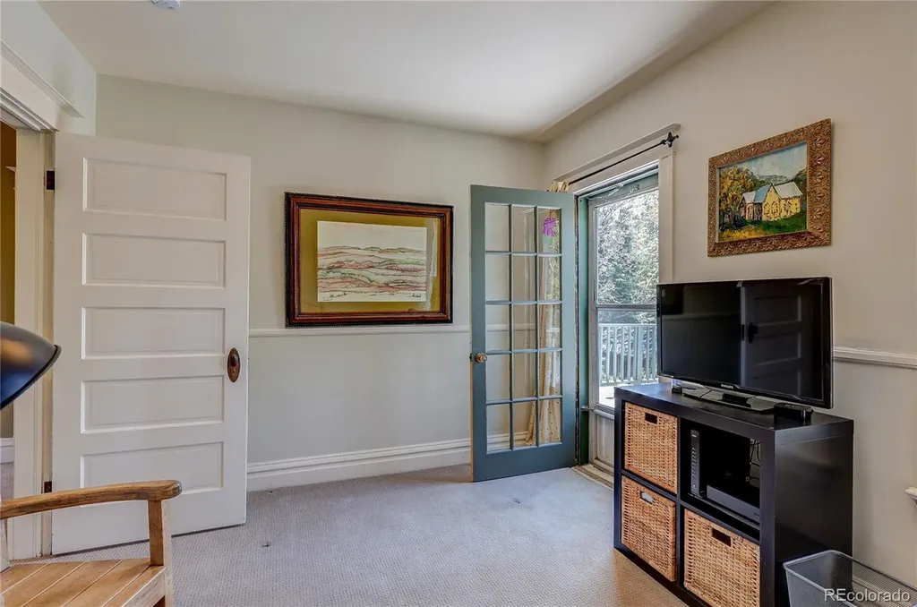 2091 Holly Denver CO 80207