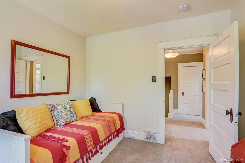 2091 Holly Denver CO 80207