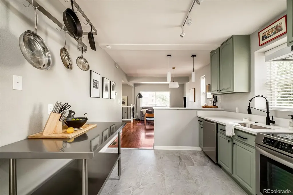 3428 N Steele Street Denver CO 80205