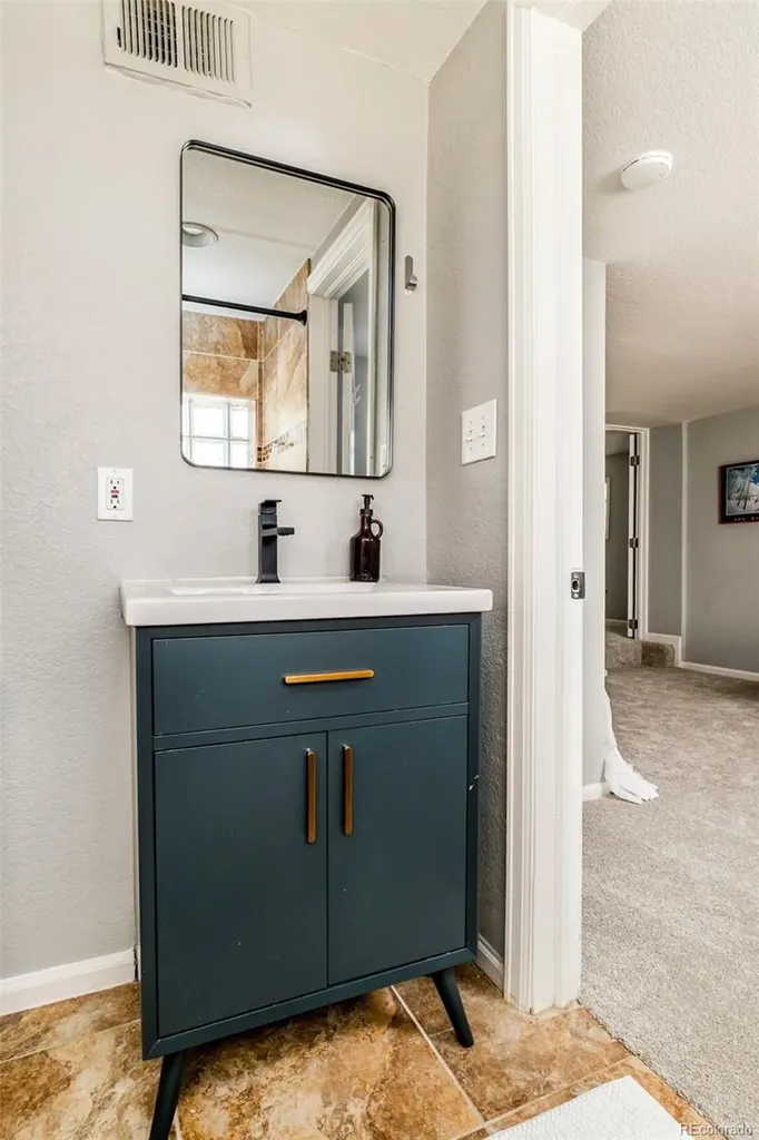 3428 N Steele Street Denver CO 80205