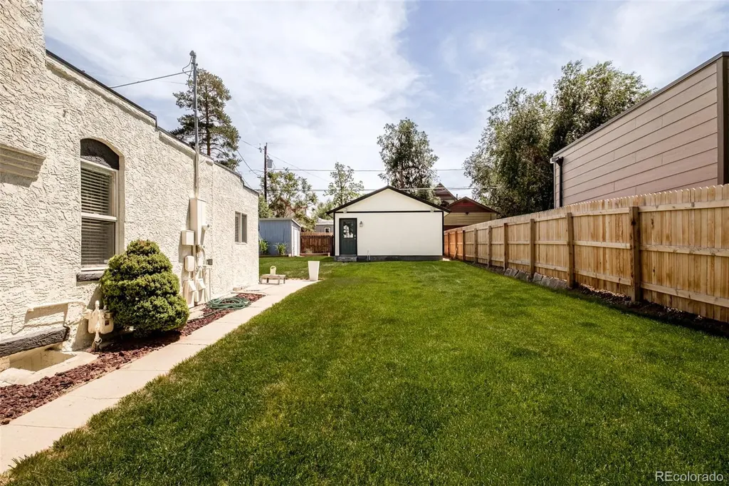 3428 N Steele Street Denver CO 80205