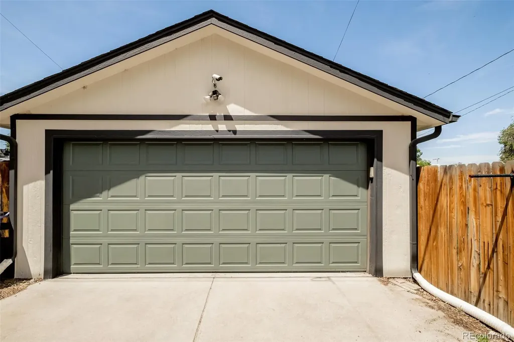 3428 N Steele Street Denver CO 80205