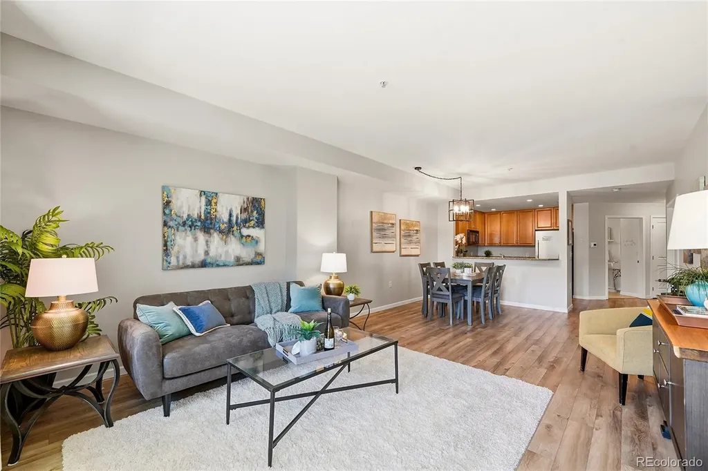 925 N Lincoln Street Denver CO 80203