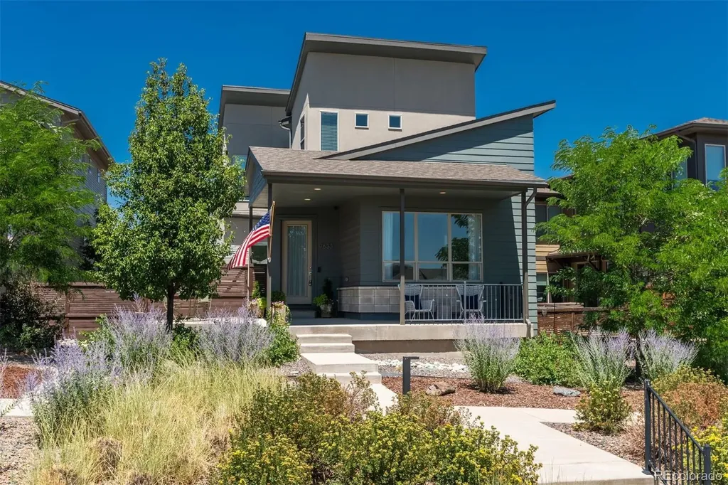 Littleton CO, 9633 Taylor River Circle