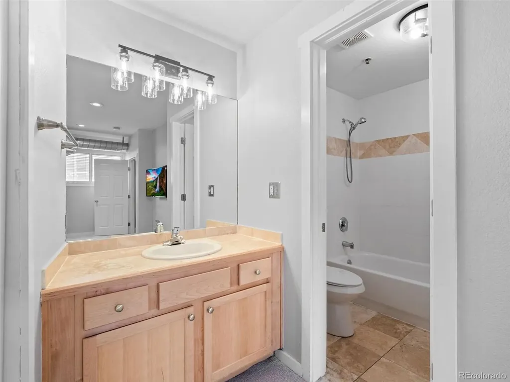 70 W 6th Avenue Denver CO 80204