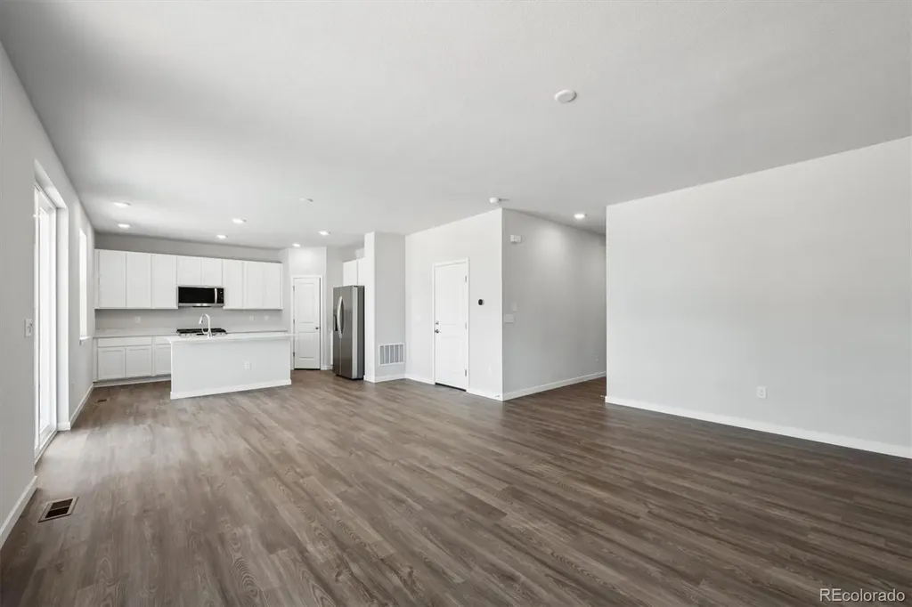5732 N Indigo Rose Street Aurora CO 80019