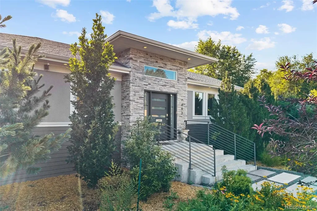 693 S Ivy Way Denver CO 80224