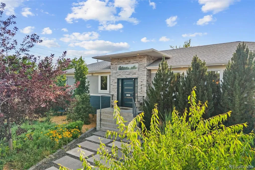 693 S Ivy Way Denver CO 80224