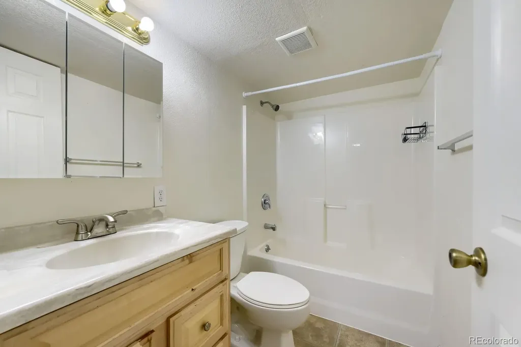 9156 Fox Fire Drive Littleton CO 80129