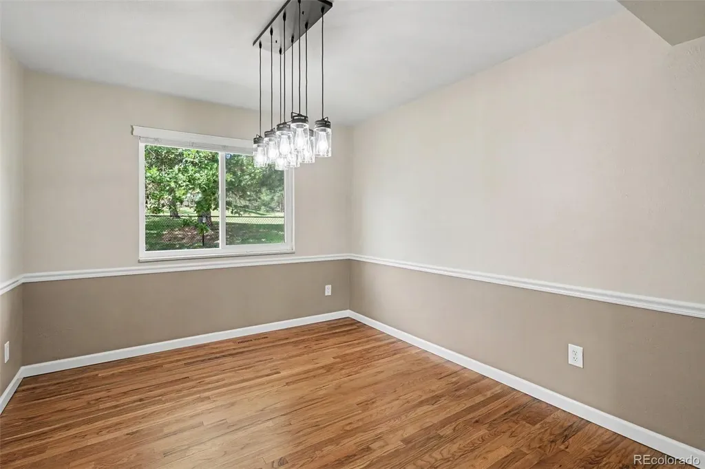 5406 S Rifle Court Centennial CO 80015