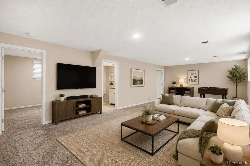 5406 S Rifle Court Centennial CO 80015