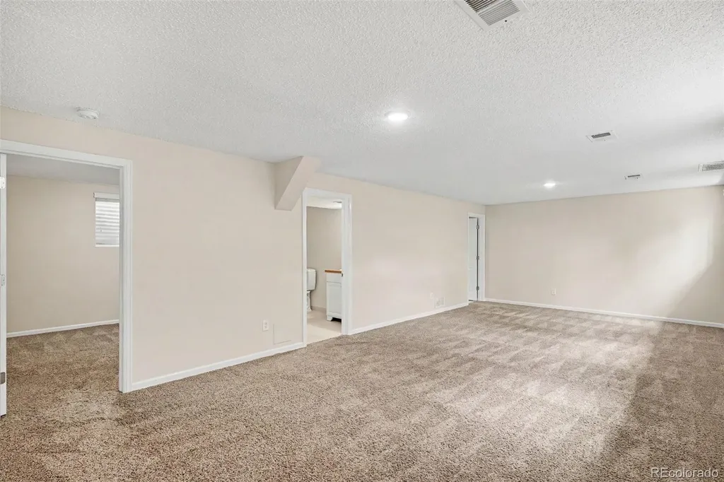 5406 S Rifle Court Centennial CO 80015