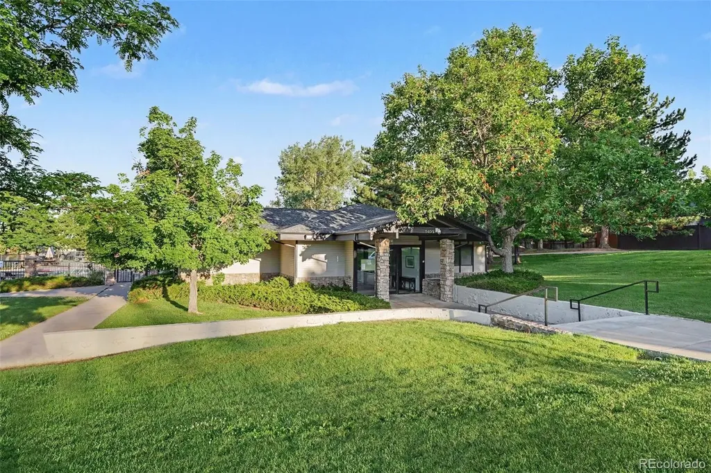 5406 S Rifle Court Centennial CO 80015
