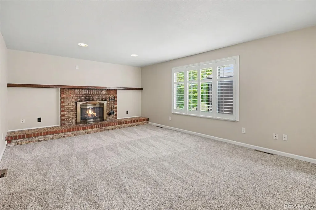 5406 S Rifle Court Centennial CO 80015
