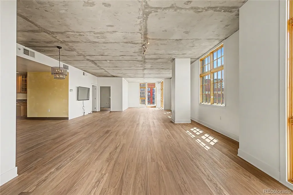 275 S Harrison Street Denver CO 80209