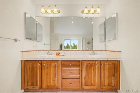 760 Ridgemont Circle Highlands Ranch CO 80126