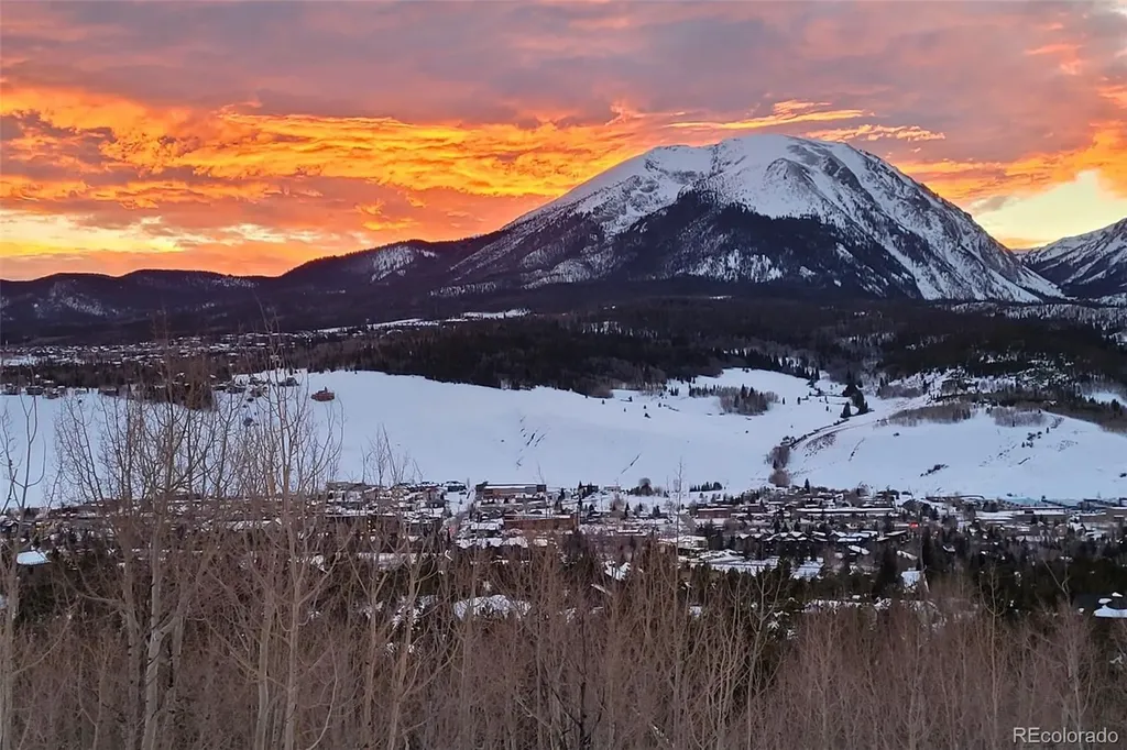 142 P Road Silverthorne CO 80498