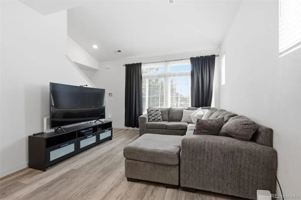 21845 E 44th Place Aurora CO 80019