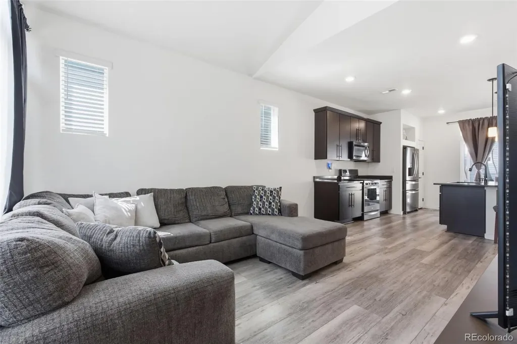 21845 E 44th Place Aurora CO 80019