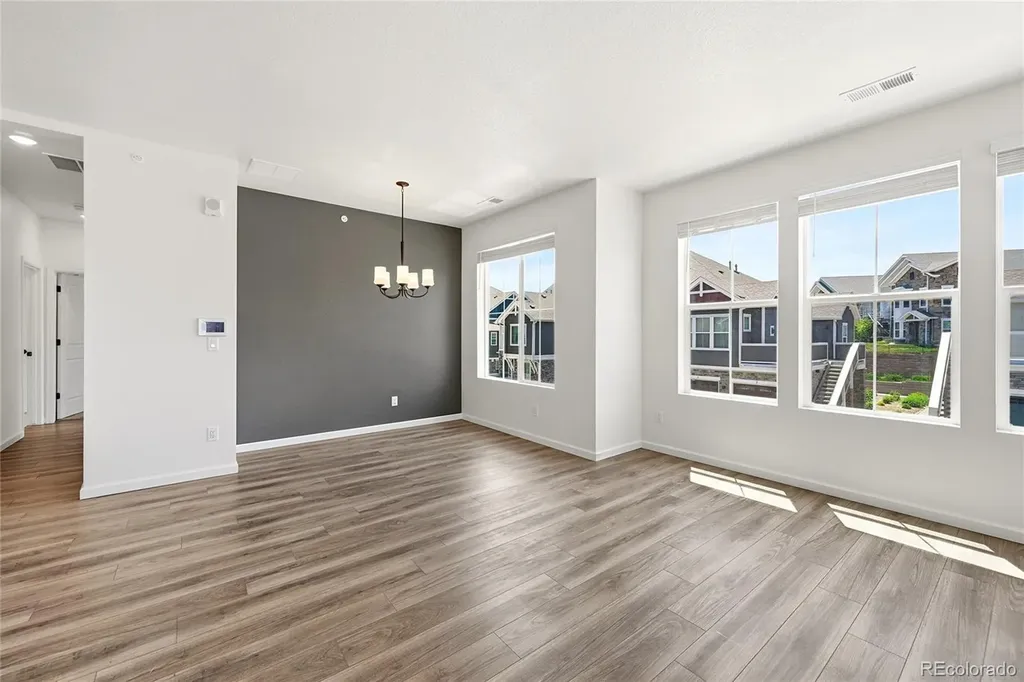 23709 E Ida Drive Aurora CO 80016