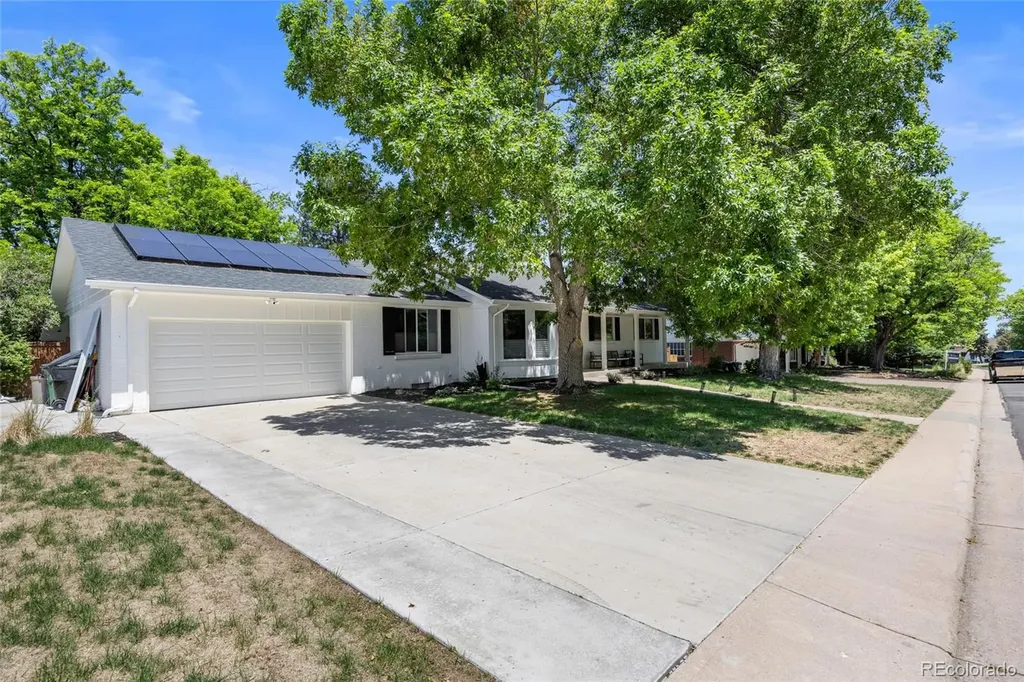 3941 S Hillcrest Drive Denver CO 80237
