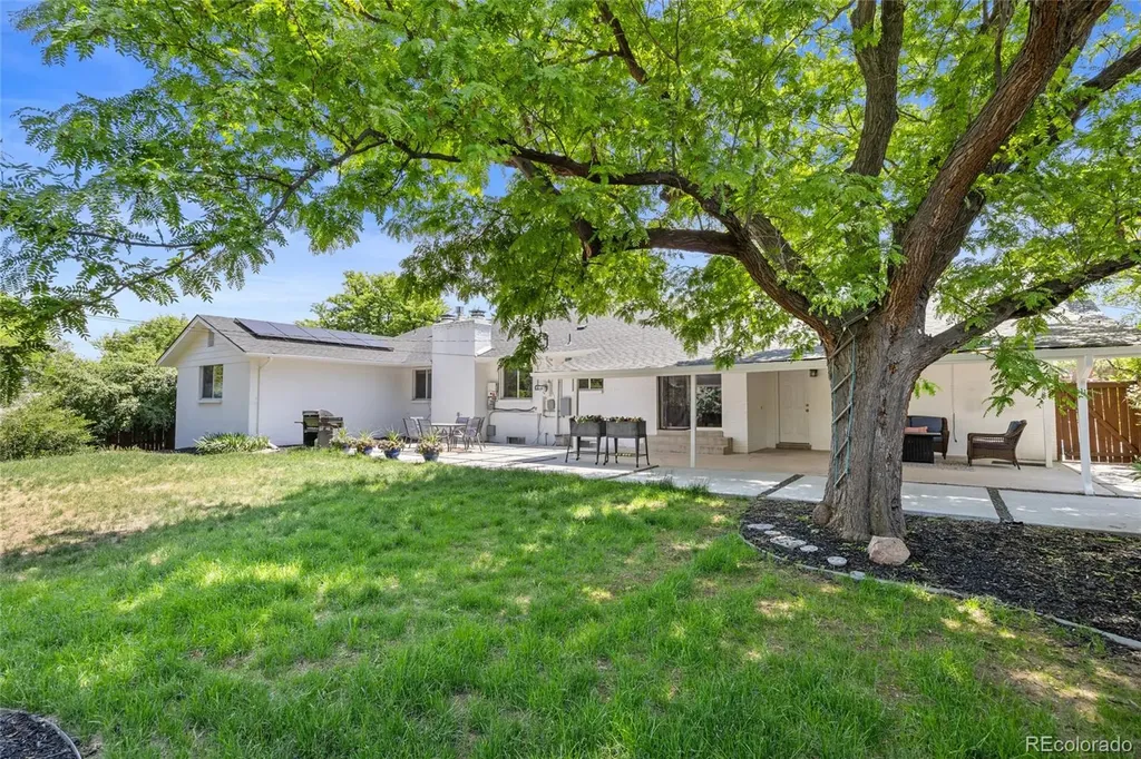 3941 S Hillcrest Drive Denver CO 80237