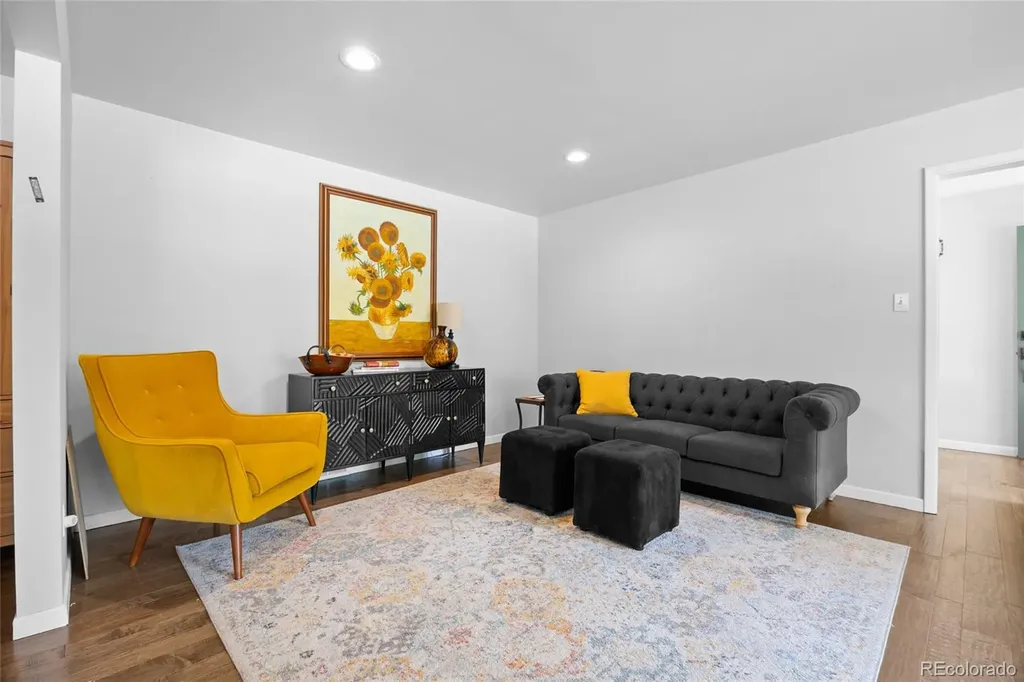 3941 S Hillcrest Drive Denver CO 80237