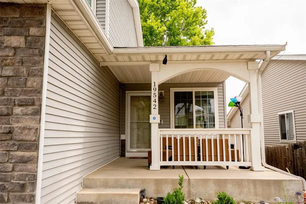 19542 E 19th Place Aurora CO 80011