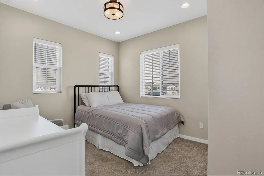 8956 Moondance Drive Littleton CO 80125