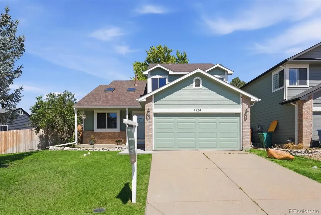 4924 S Dunkirk Way Centennial CO 80015