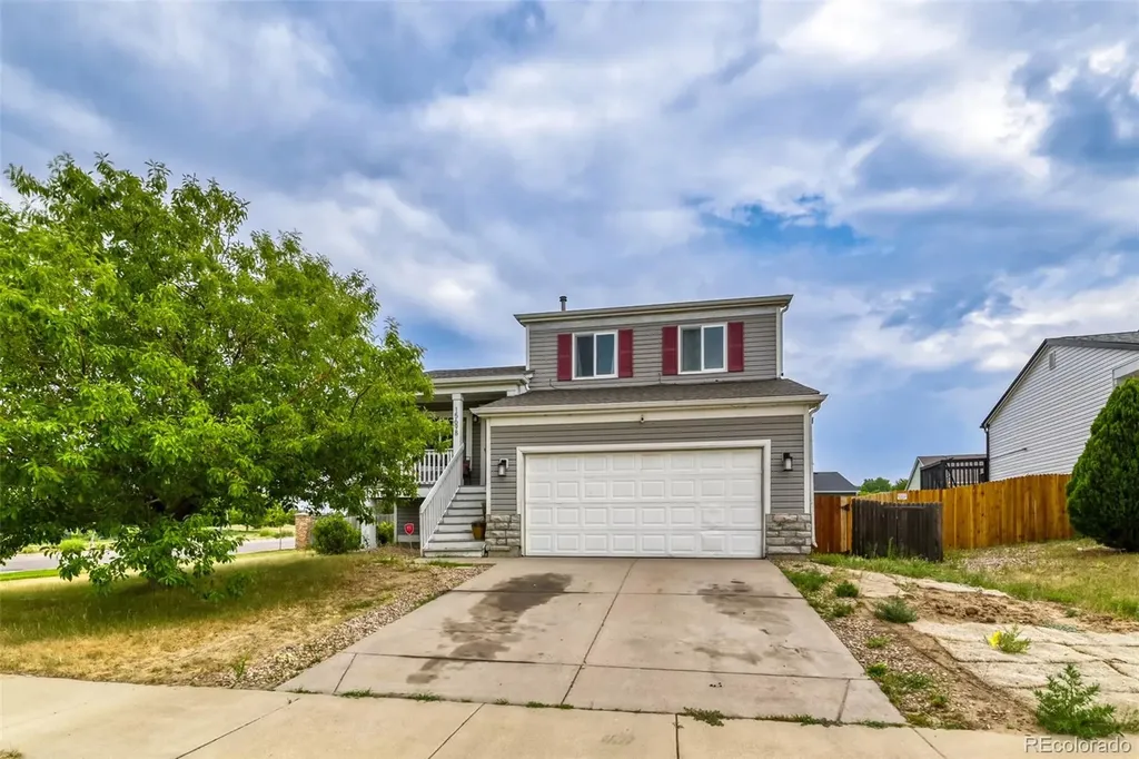 15698 E 51st Drive Denver CO 80239