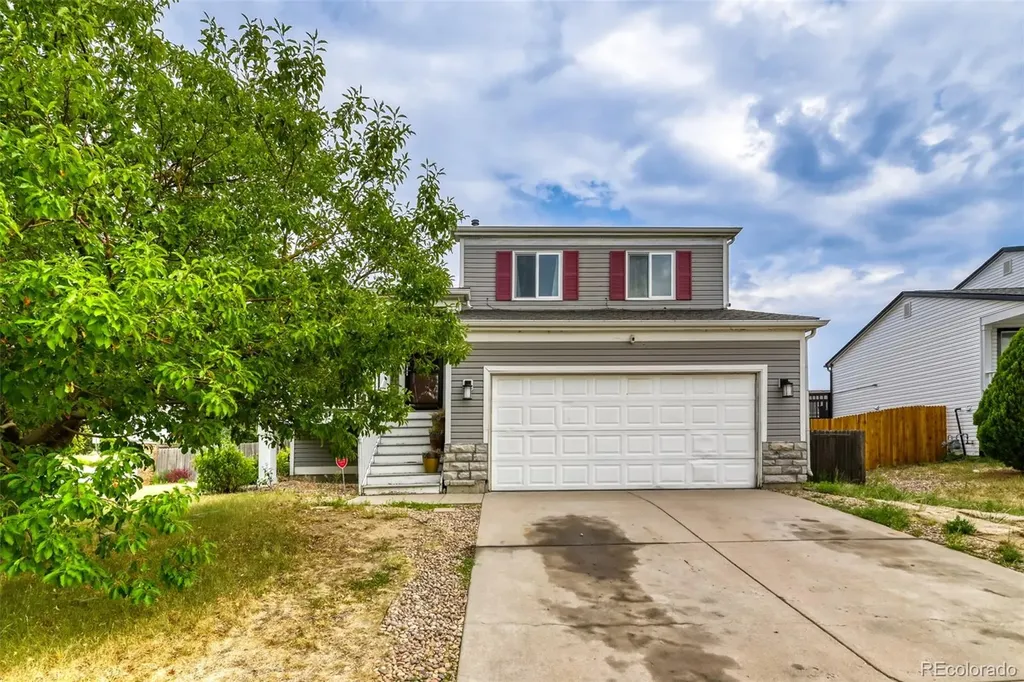15698 E 51st Drive Denver CO 80239