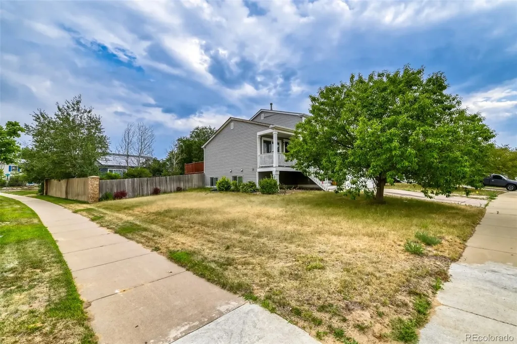 15698 E 51st Drive Denver CO 80239