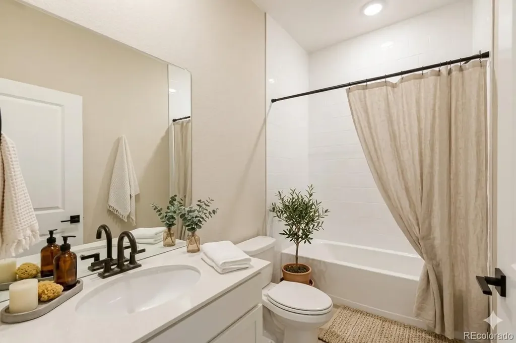 15343 W 68th Loop Arvada CO 80007