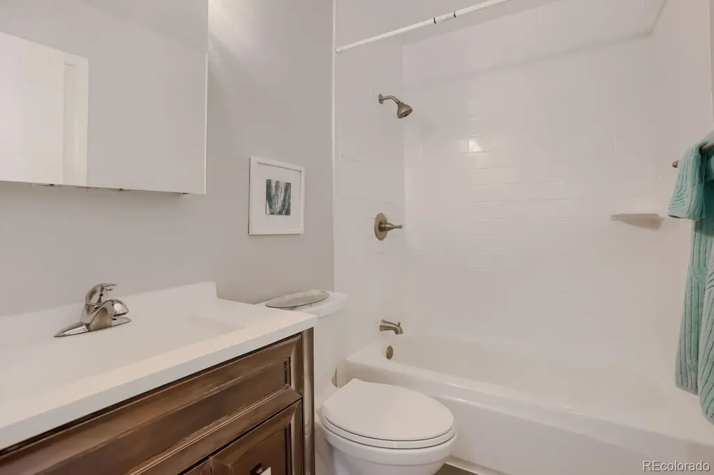 16579 E Dickenson Place Aurora CO 80013