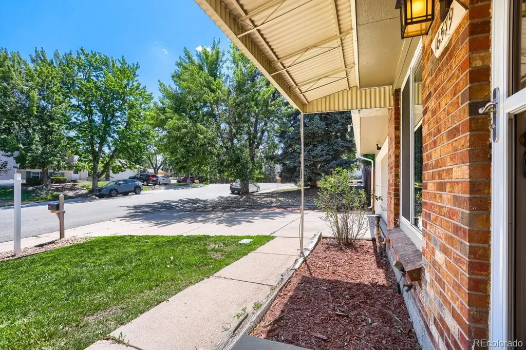 16579 E Dickenson Place Aurora CO 80013