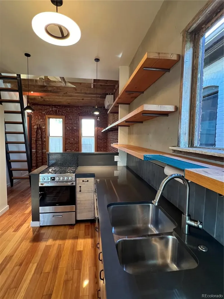 1106 W 13th Avenue Denver CO 80204
