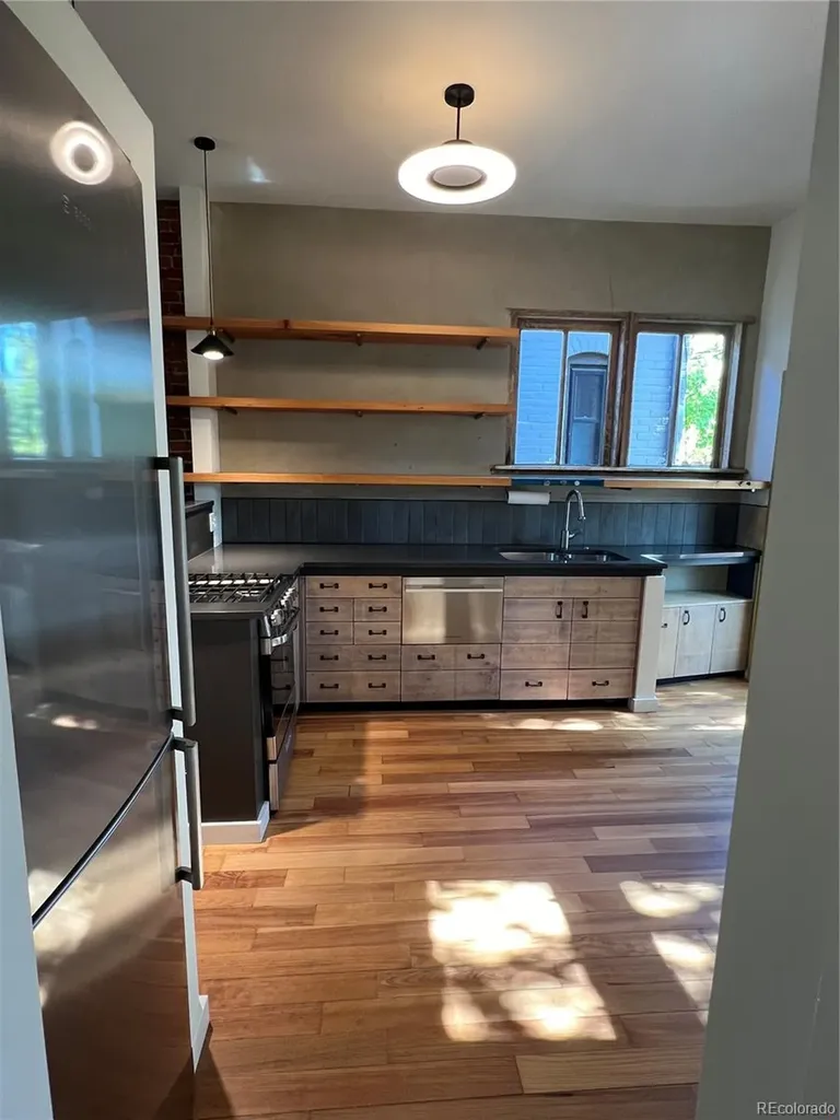 1106 W 13th Avenue Denver CO 80204