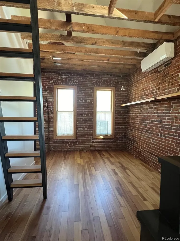 1106 W 13th Avenue Denver CO 80204