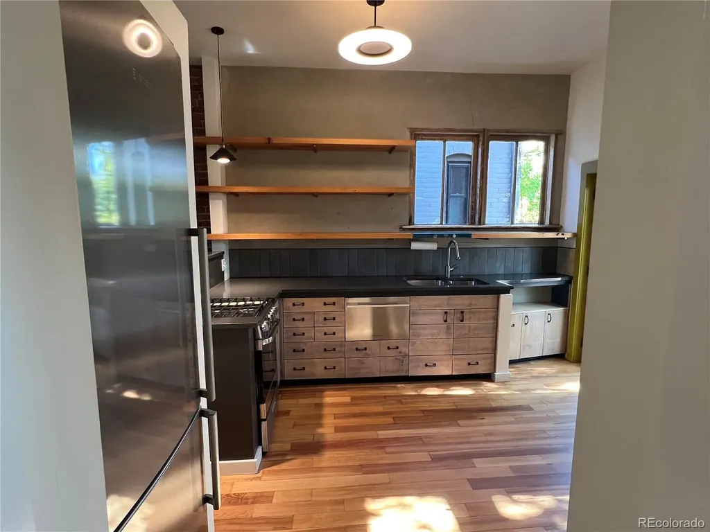 1106 W 13th Avenue Denver CO 80204