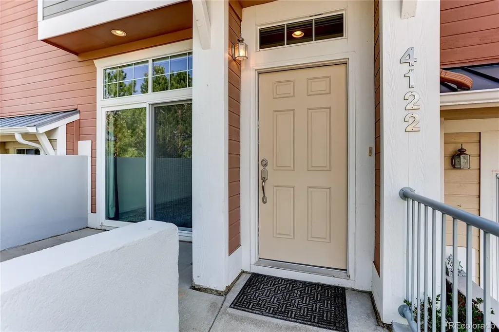 4122 Riley Drive Longmont CO 80503